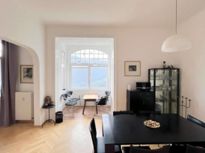 Villa AlexanderCharmante Wohnung mit Bergblick, Villa Alexander